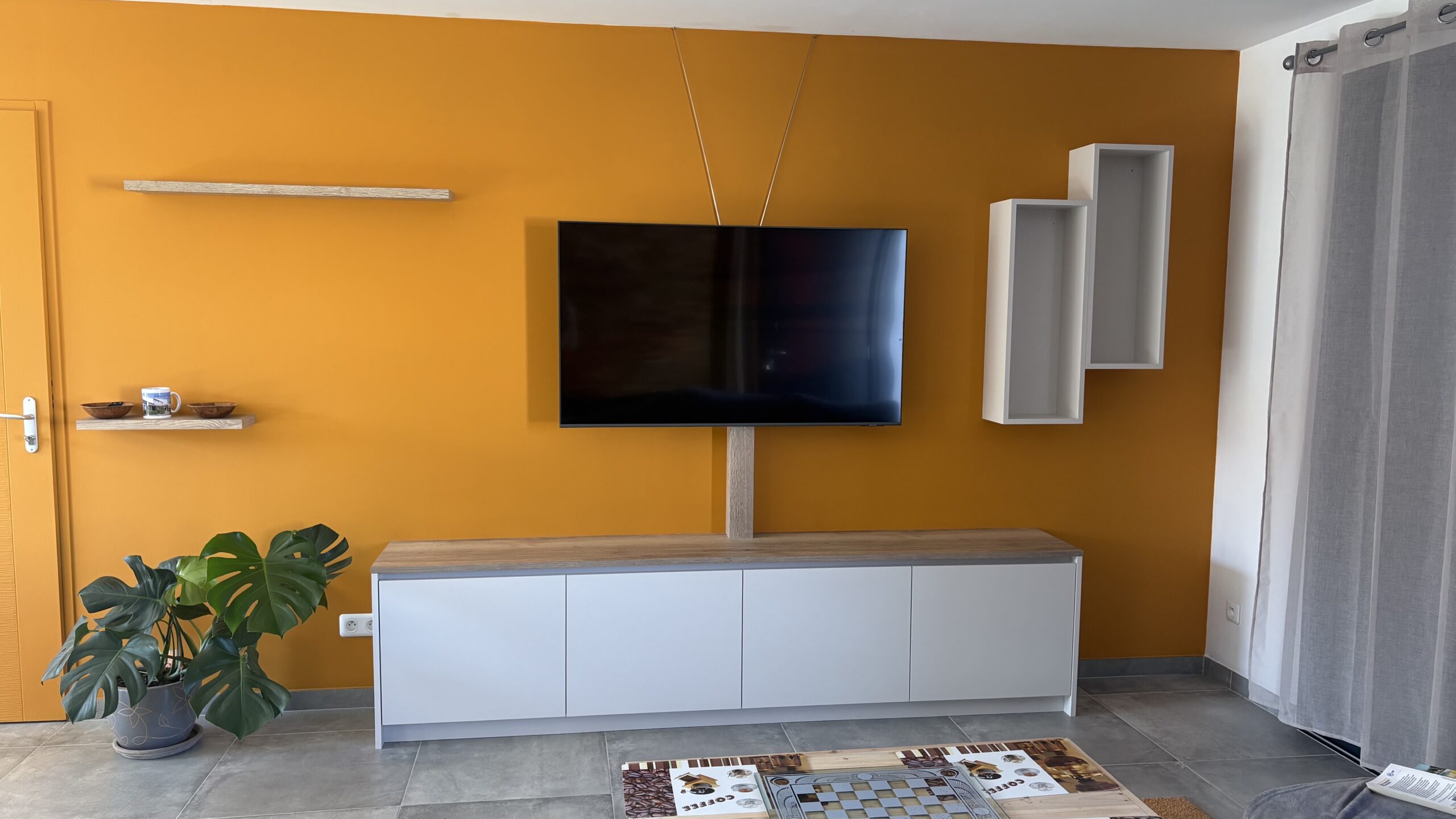 Meuble télé sur mesure - Agencement Finition Geneston
